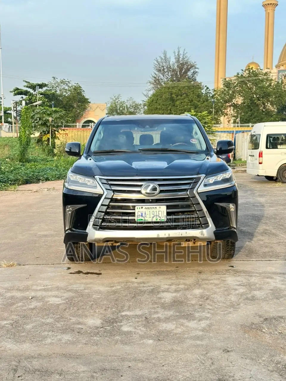 Lexus LX 570 (5 seats) AWD 2016 Black