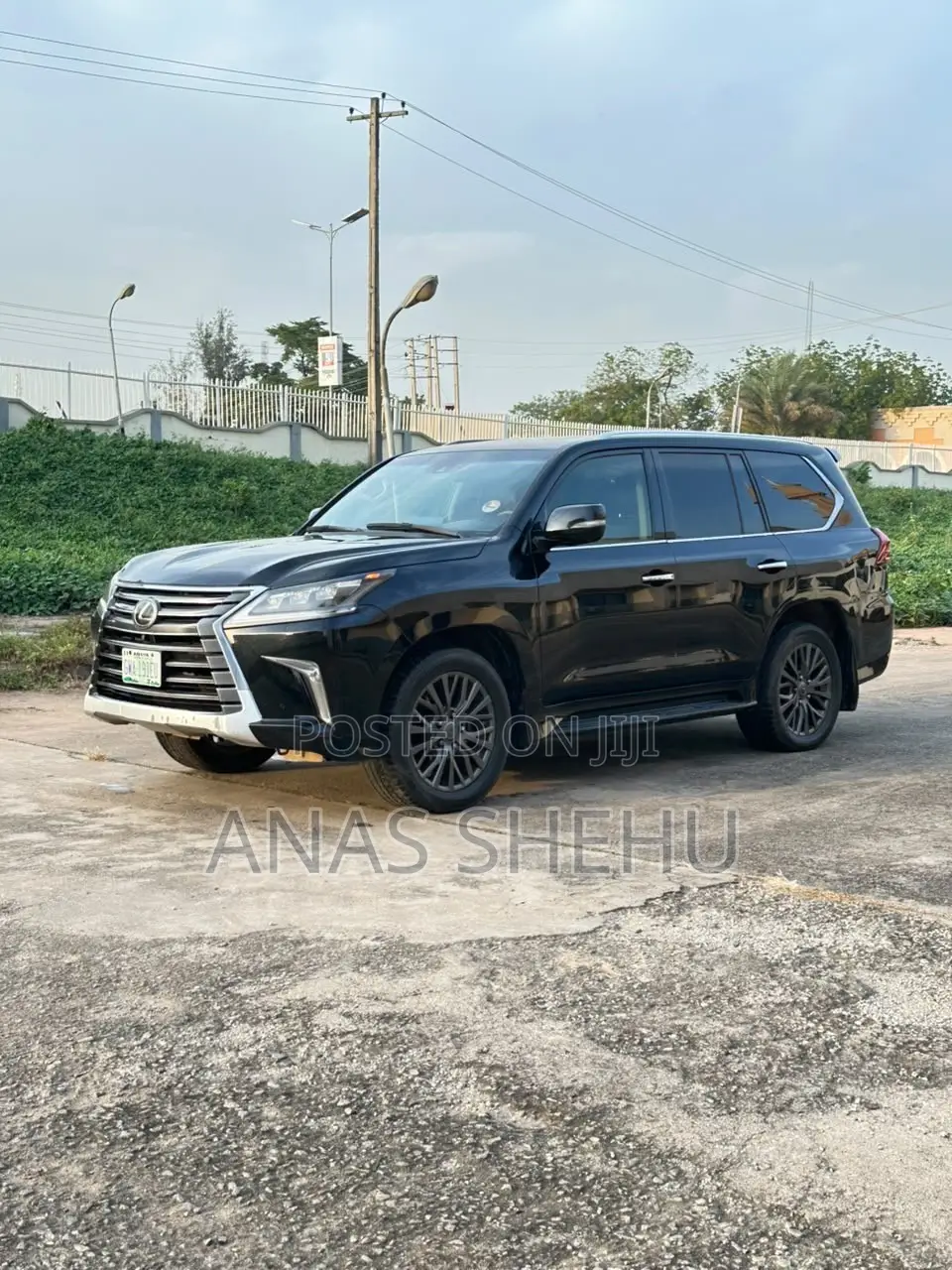 Lexus LX 570 (5 seats) AWD 2016 Black