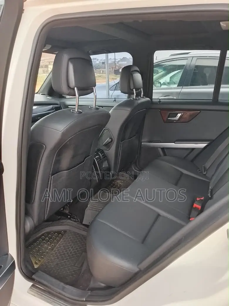 Mercedes-Benz GLK-Class 350 4MATIC 2012 White