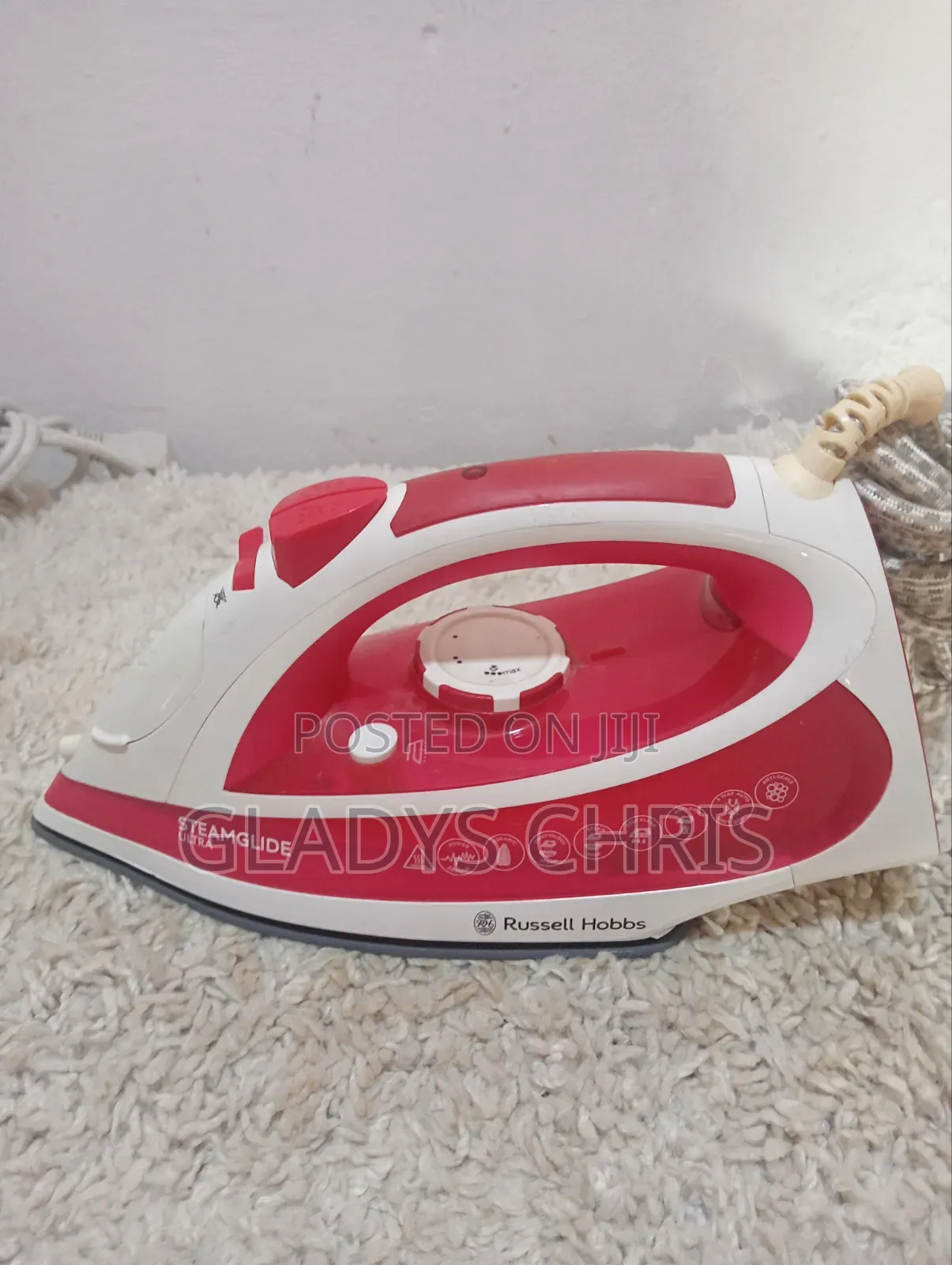 Russell Hobbs Pressing Iron/Steam Iron