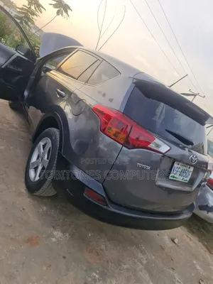 Toyota RAV4 LE 4dr SUV (2.5L 4cyl 6A) 2014 Gray