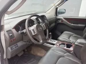 Nissan Pathfinder 2008 Silver