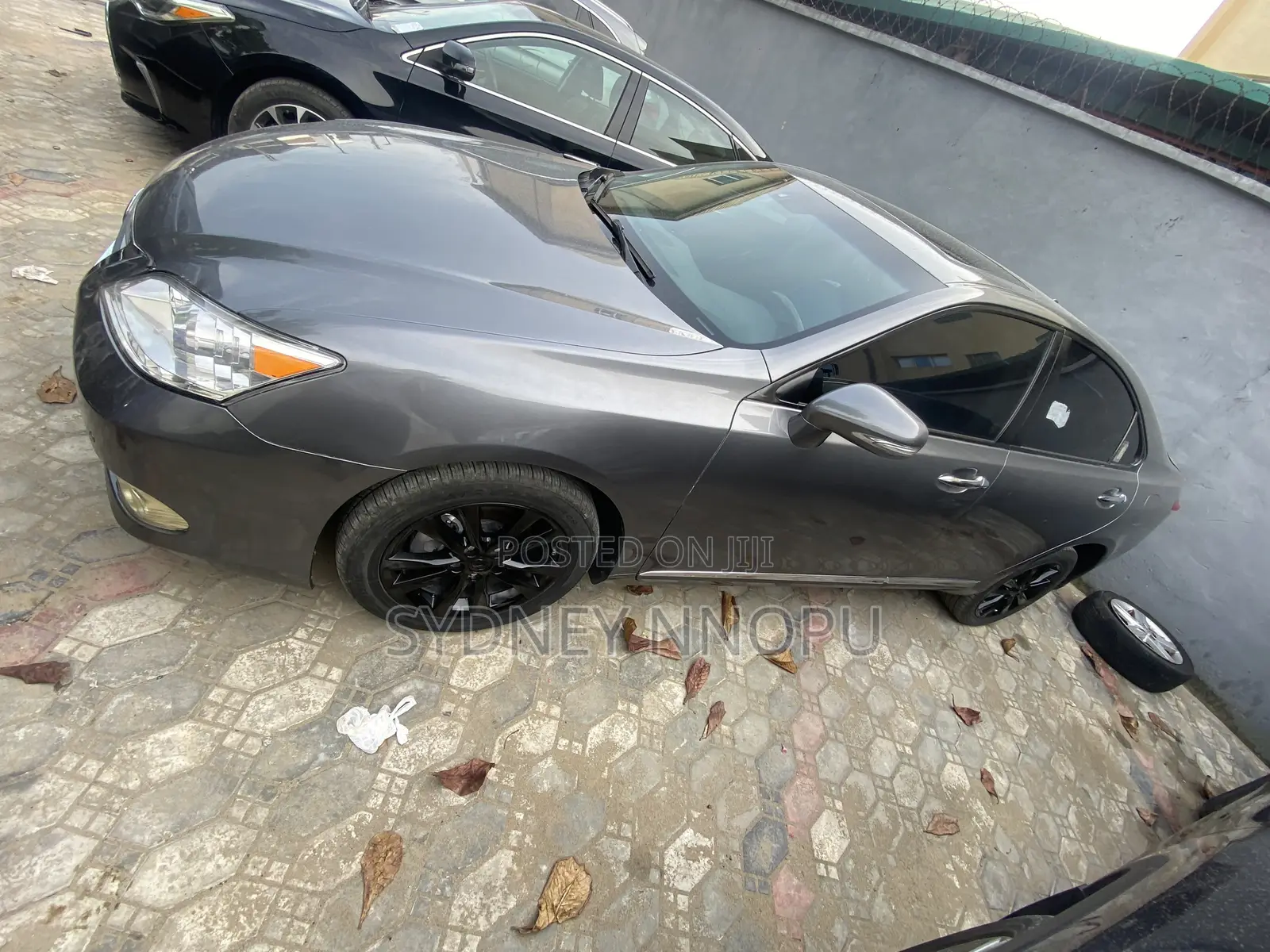 Lexus ES 2012 Gray
