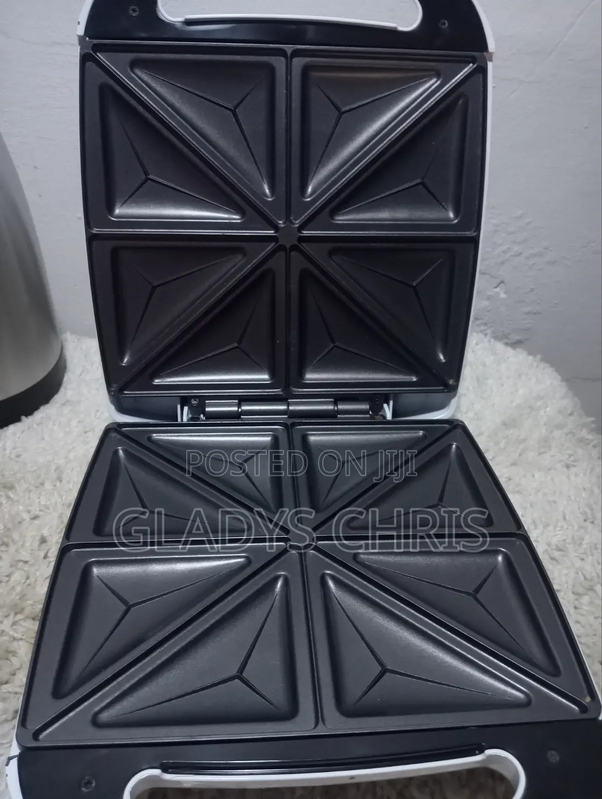 Toast Bread/Toaster 4 Face Used