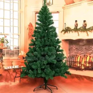 Christmas Tree + Free Light - 8ft