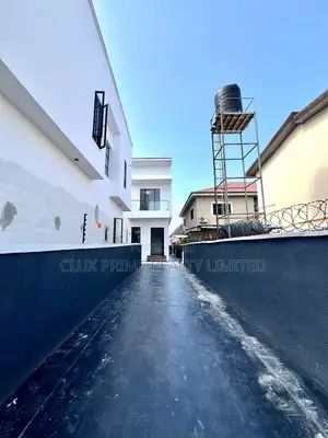 4bdrm Duplex in Sangotedo for sale