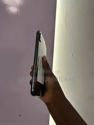 Apple iPhone XS Max 64 GB Black