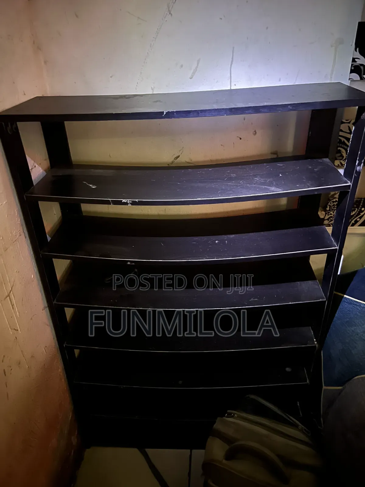 Neatly Used Shoe Rack