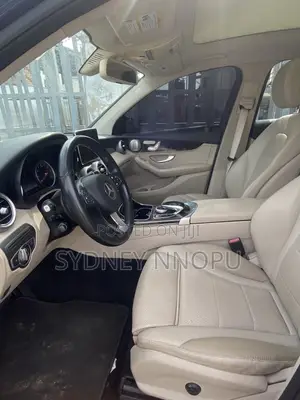 Mercedes-Benz GLC-Class 2016 Blue