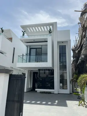 5bdrm Duplex in Lekki for sale