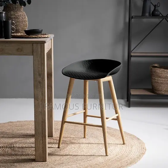 Bar Stool With a Solid Wood-Finish Frame and Built-in Footre
