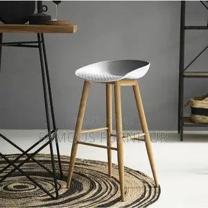 Bar Stool With a Solid Wood-Finish Frame and Built-in Footre