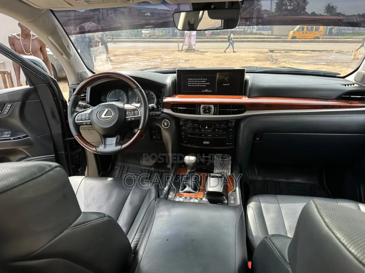 Lexus LX 570 (5 seats) AWD 2019 Black
