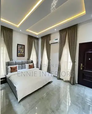 Interior Decor and Curtains