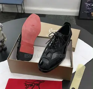 Quality Luxury New Christian Louboutin Shoe