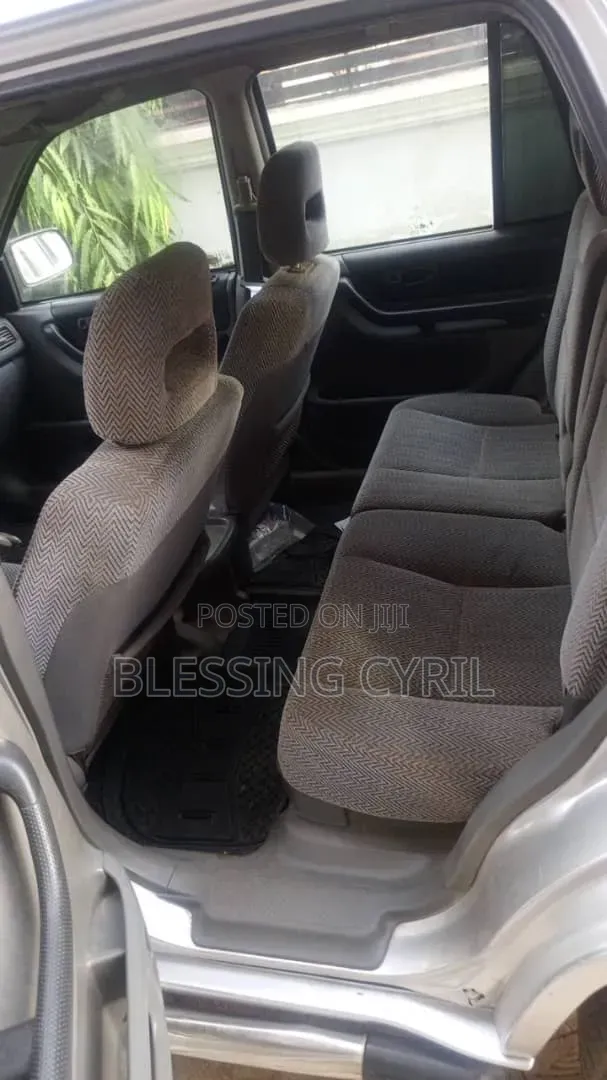 Honda CR-V 1999 Silver