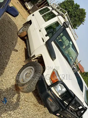 Toyota Land Cruiser 2024 Off white