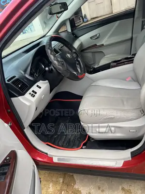 Toyota Venza 2011 Red