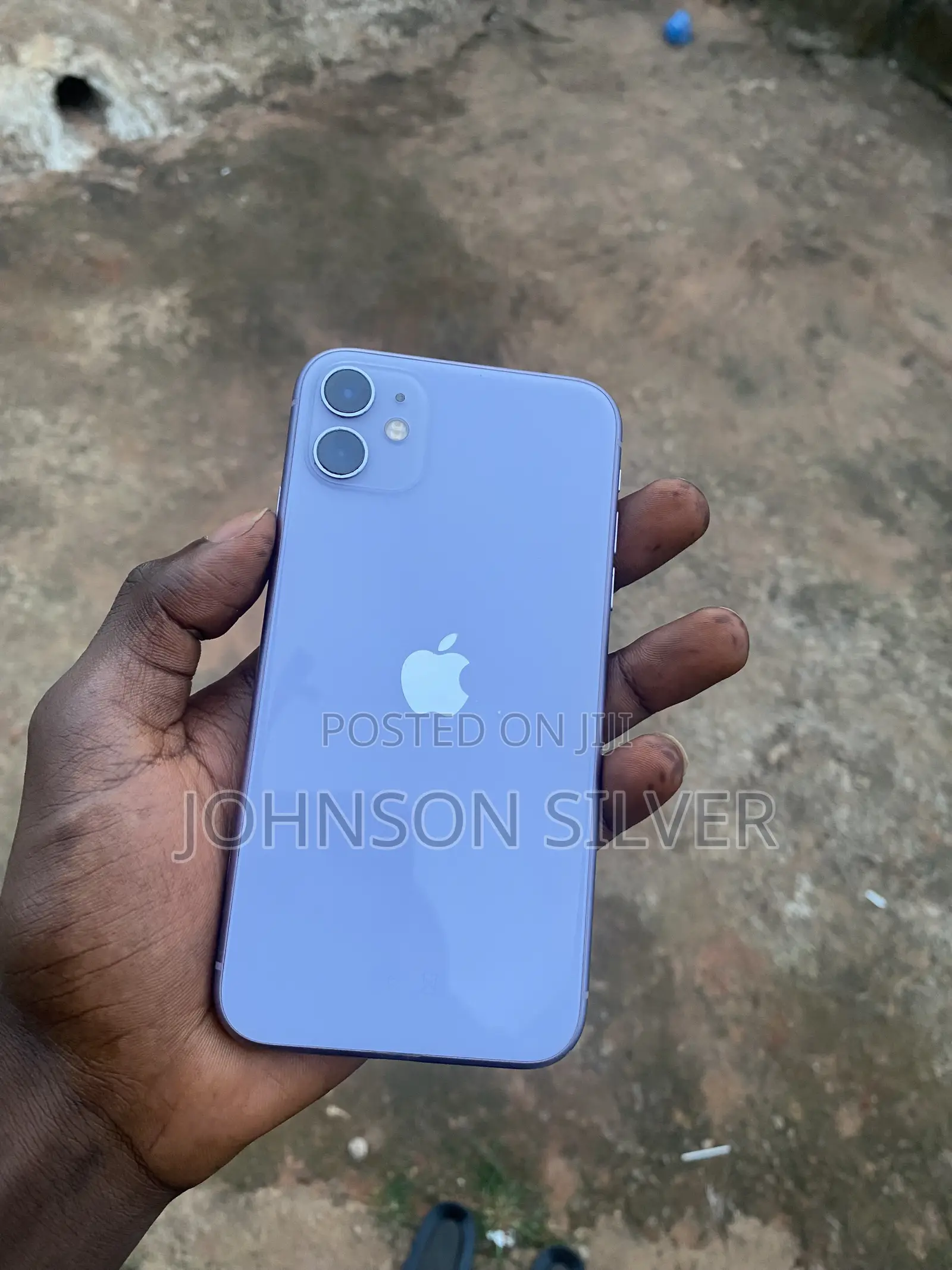 Apple iPhone 11 64 GB Purple