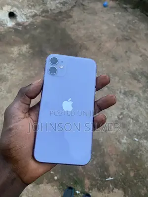 Apple iPhone 11 64 GB Purple
