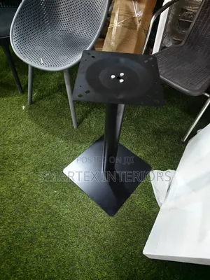 Imported Quality Metal One Pole Table Leg