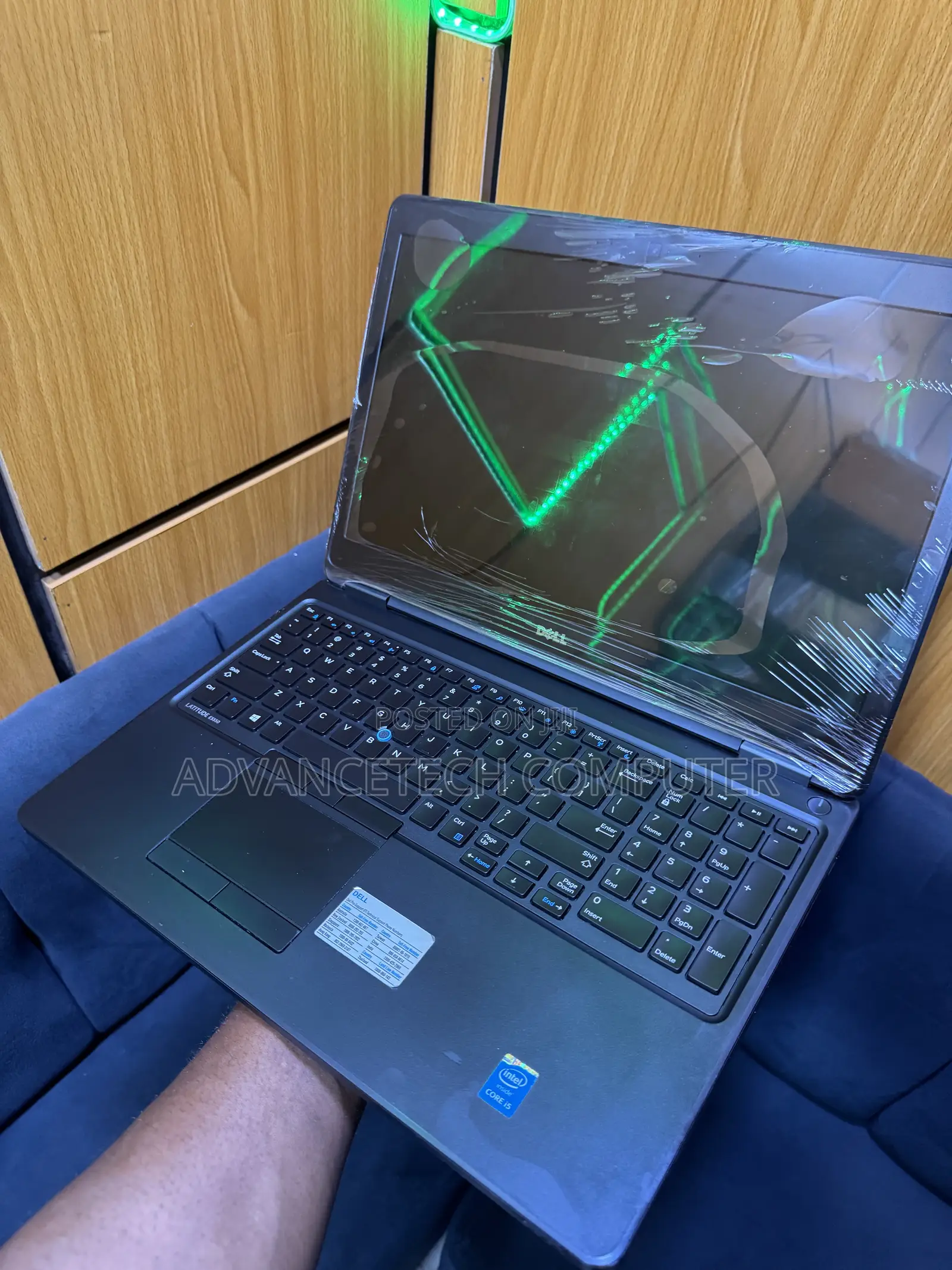 Laptop Dell Latitude E5550 8GB Intel Core i5 SSD 128GB