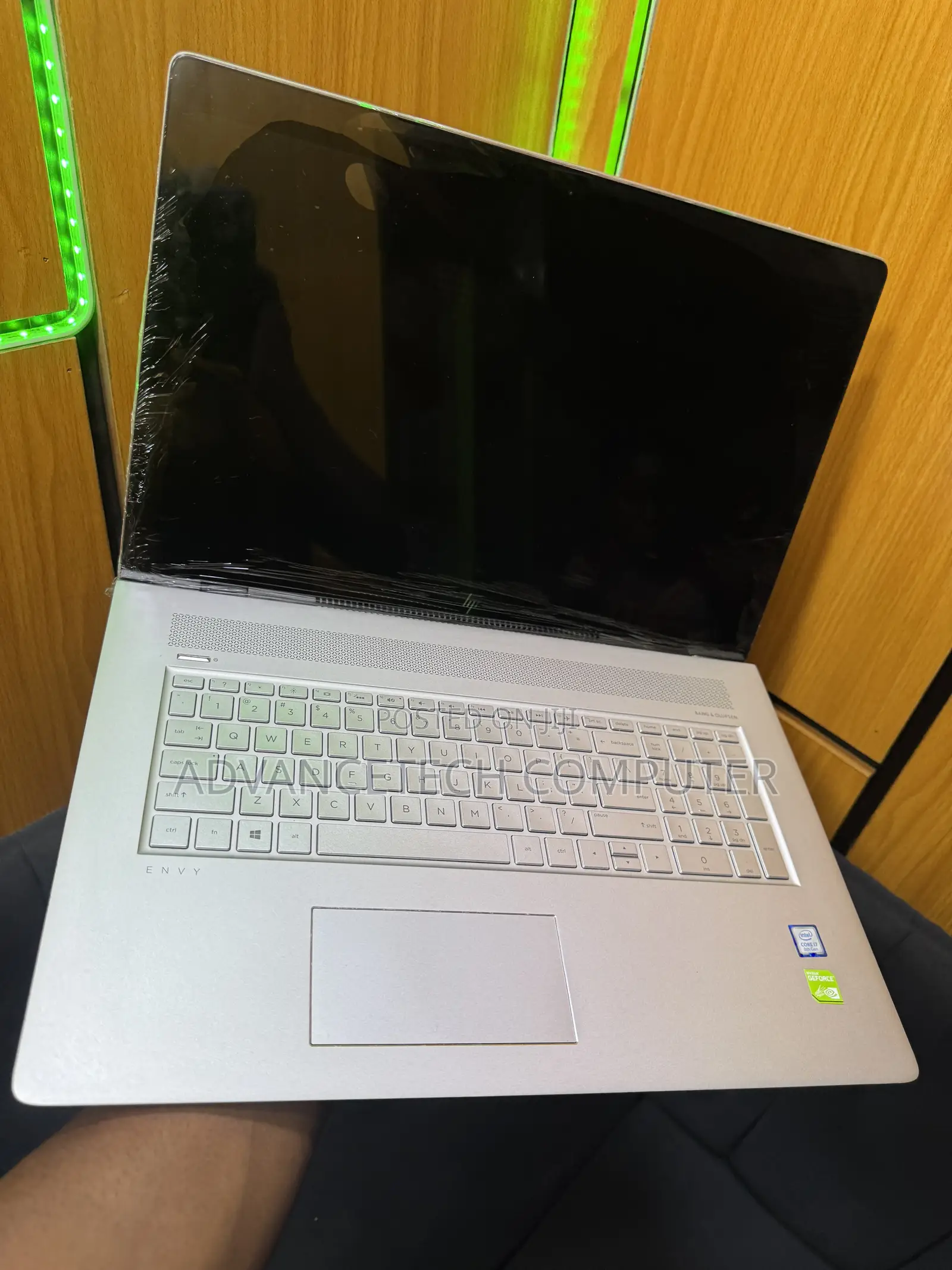 Laptop HP Envy 17 16GB Intel Core i7 SSD 256GB