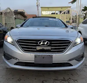 Hyundai Sonata Limited 4dr Sedan (2.4L 4cyl 6A) 2015 Silver