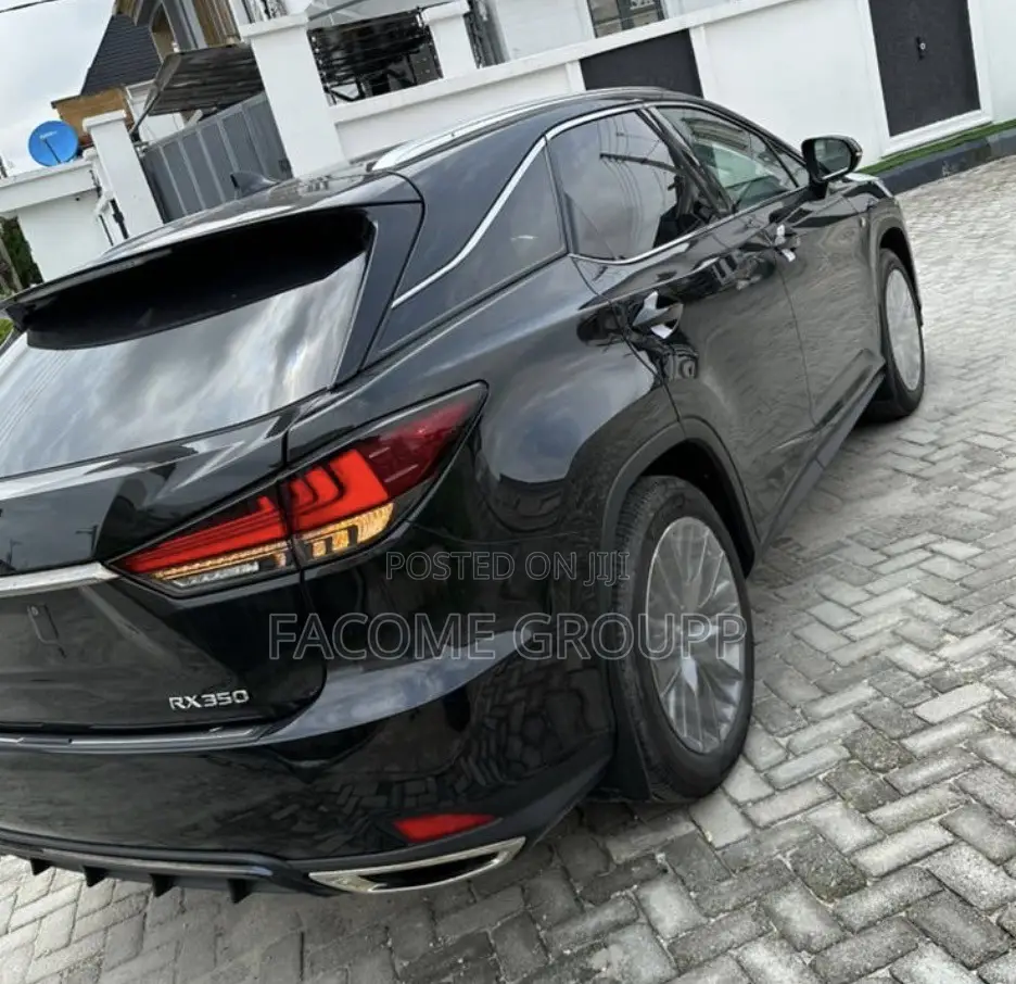 Lexus RX 2022 Black