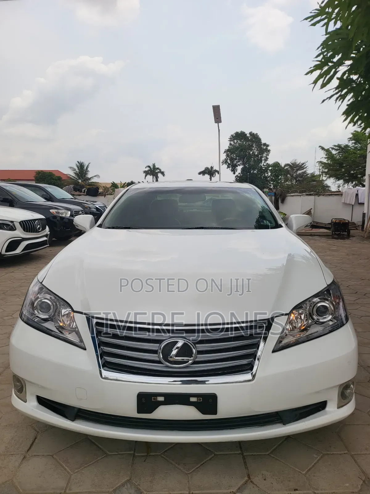 Lexus ES 2012 White