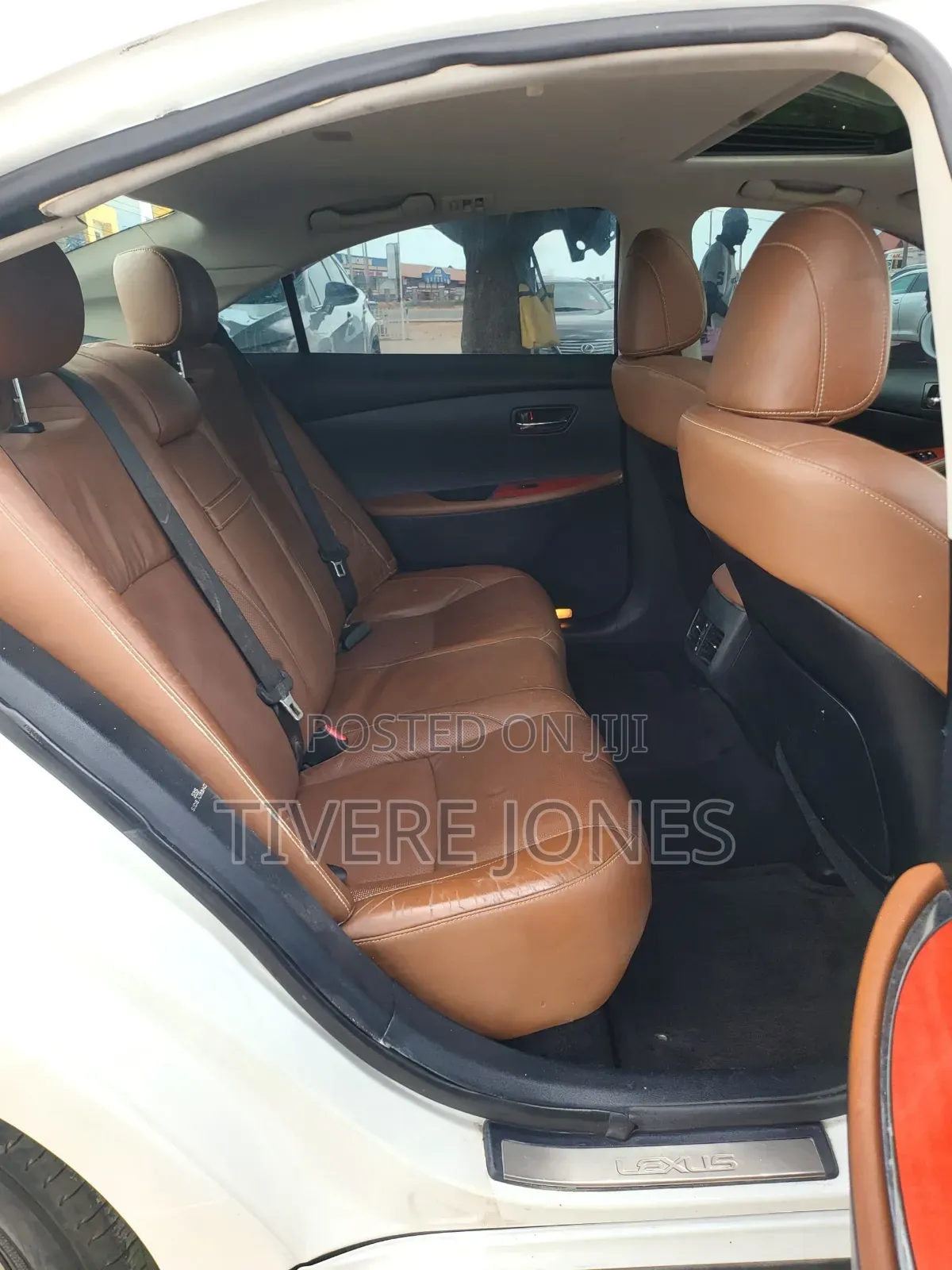 Lexus ES 2012 White