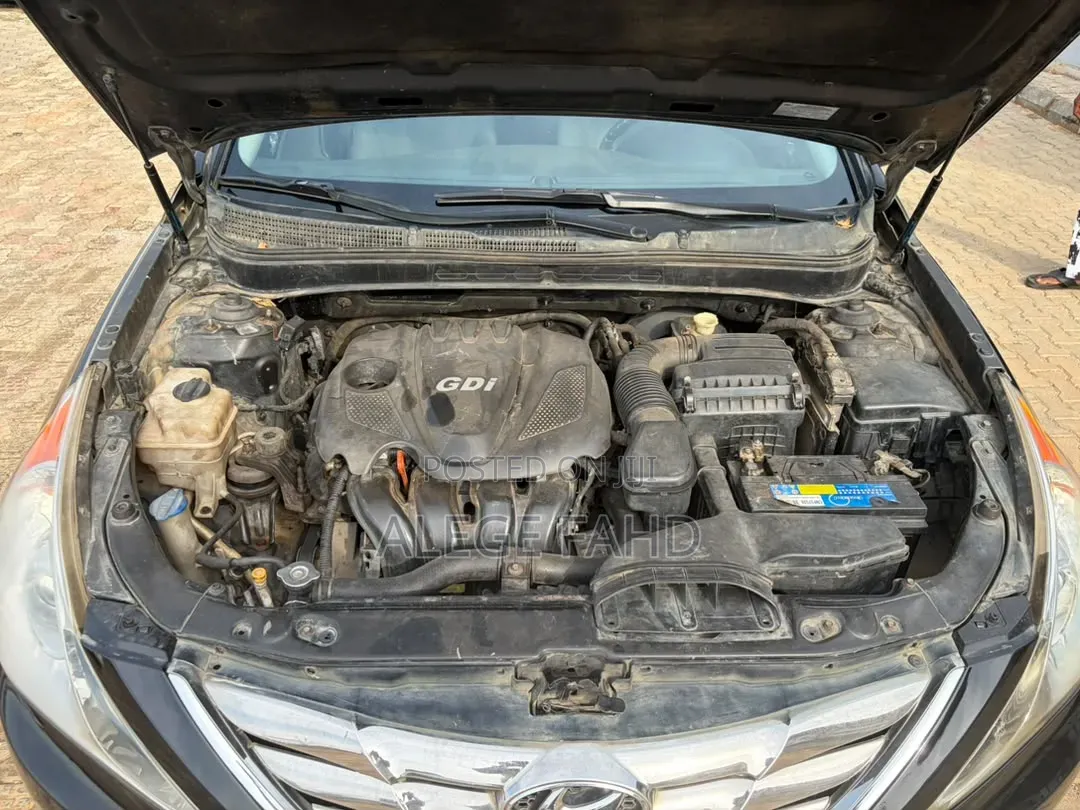 Hyundai Sonata 2012 Black