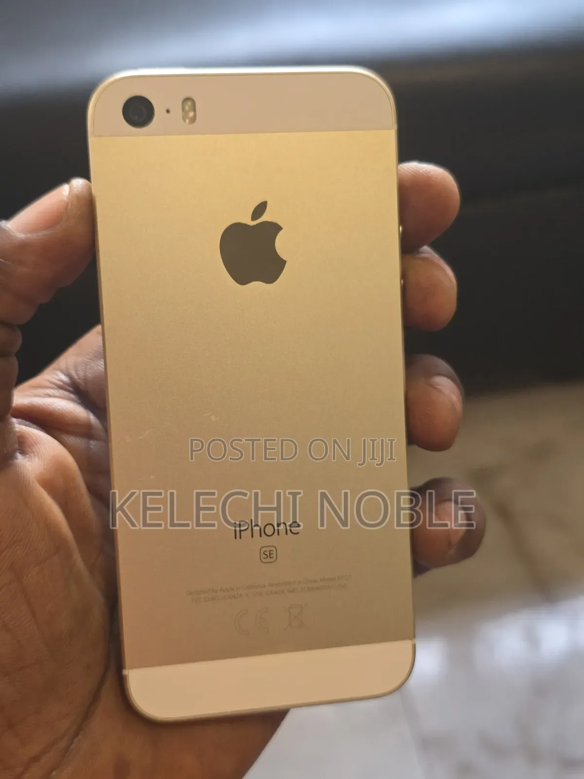 Apple iPhone SE 32 GB Gold