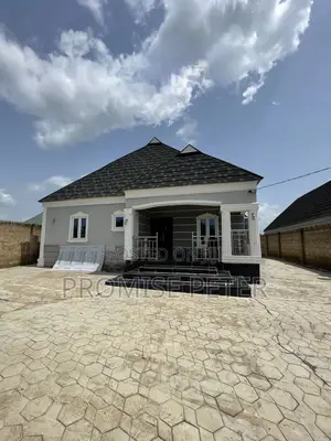 3bdrm Bungalow in Ibukun Oluwa, Osogbo for sale