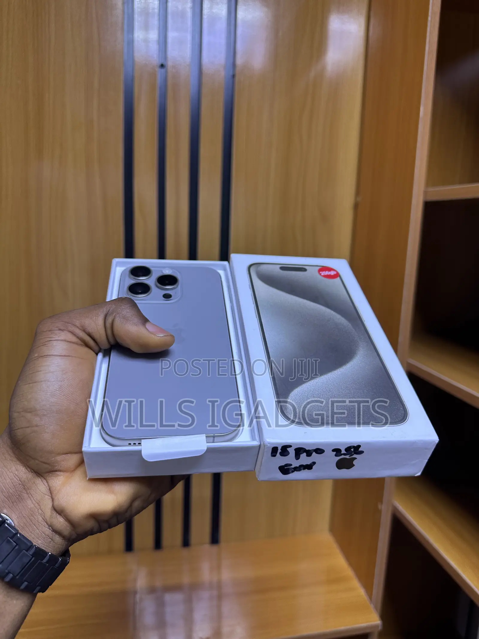 Apple iPhone 15 Pro 256 GB Gray