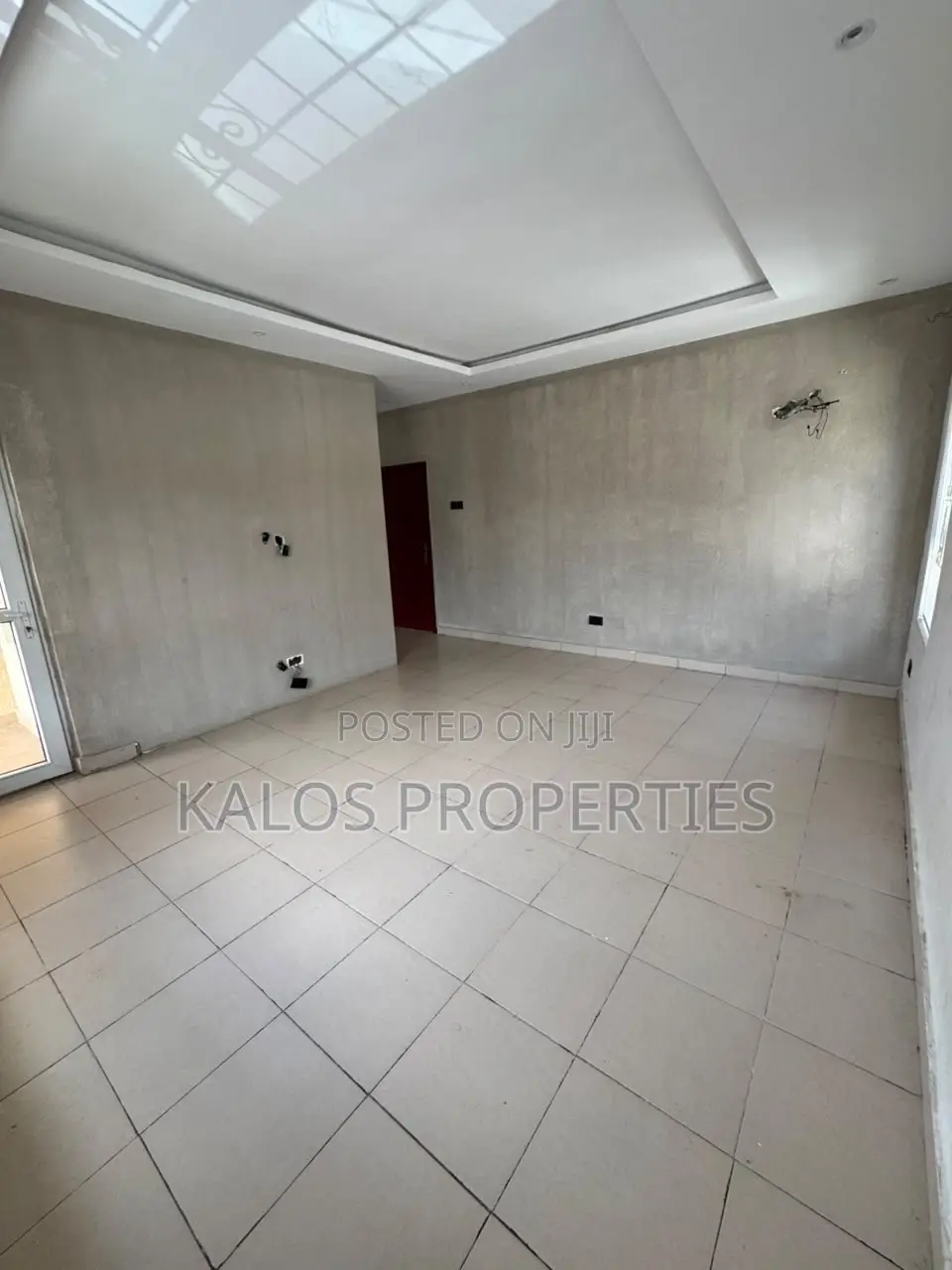 4bdrm Duplex in Chevron for rent