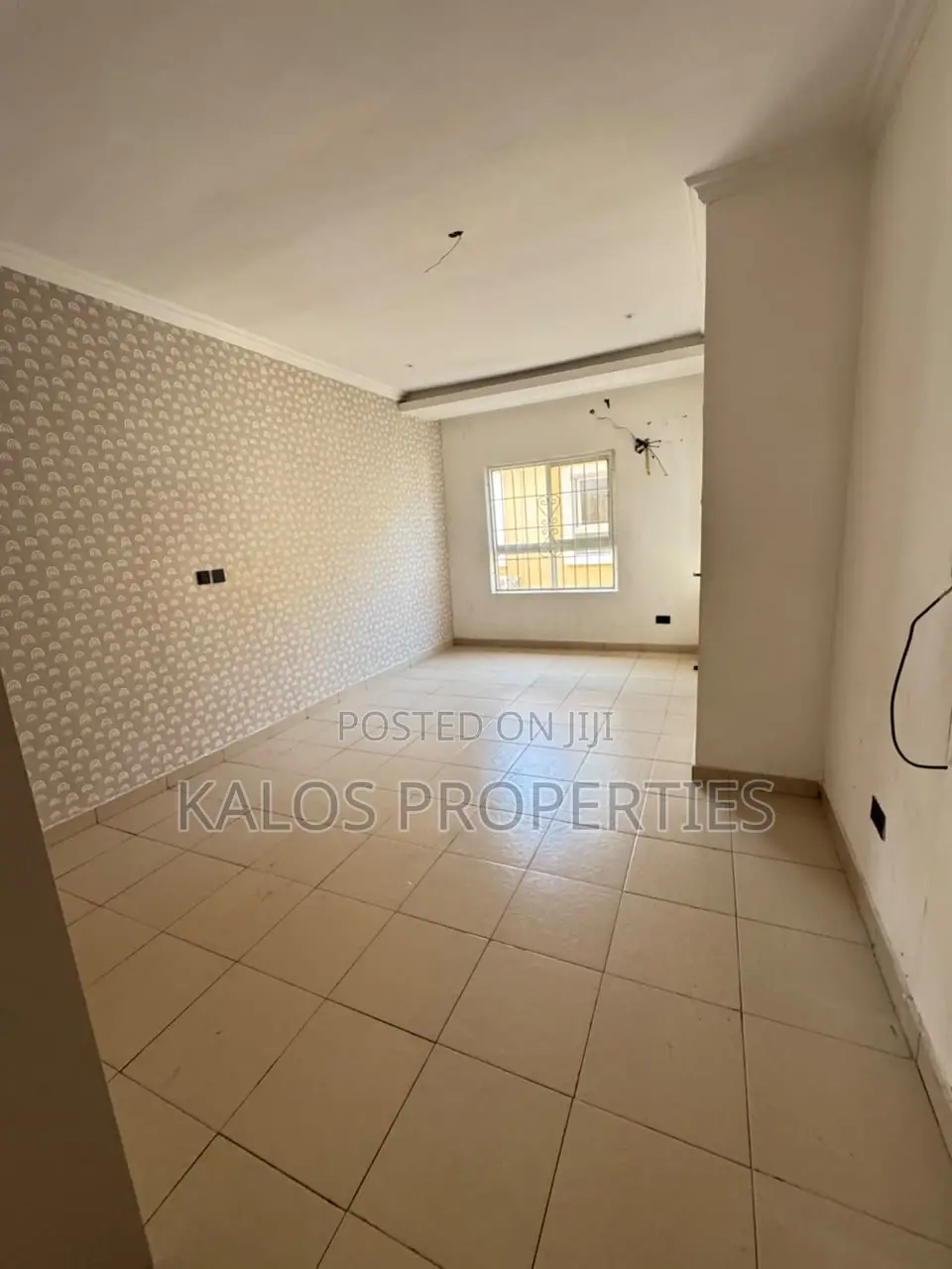 4bdrm Duplex in Chevron for rent