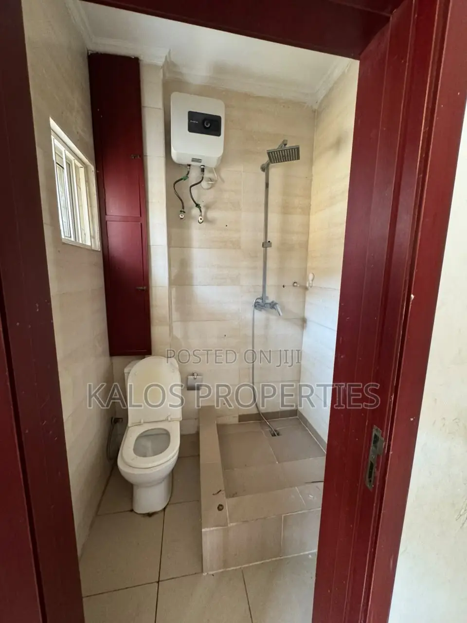 4bdrm Duplex in Chevron for rent