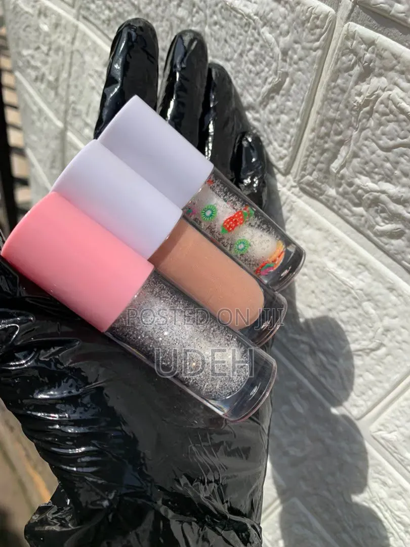 Crystal Clear and Pigmented Lip Glosses