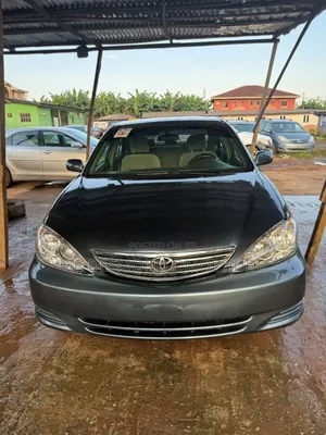 Toyota Camry 2004 Gray
