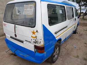 Volkswagen Transporter 2024 White