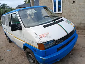 Volkswagen Transporter 2024 White