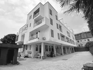4bdrm Townhouse / Terrace in Victoria Island Extension for rent