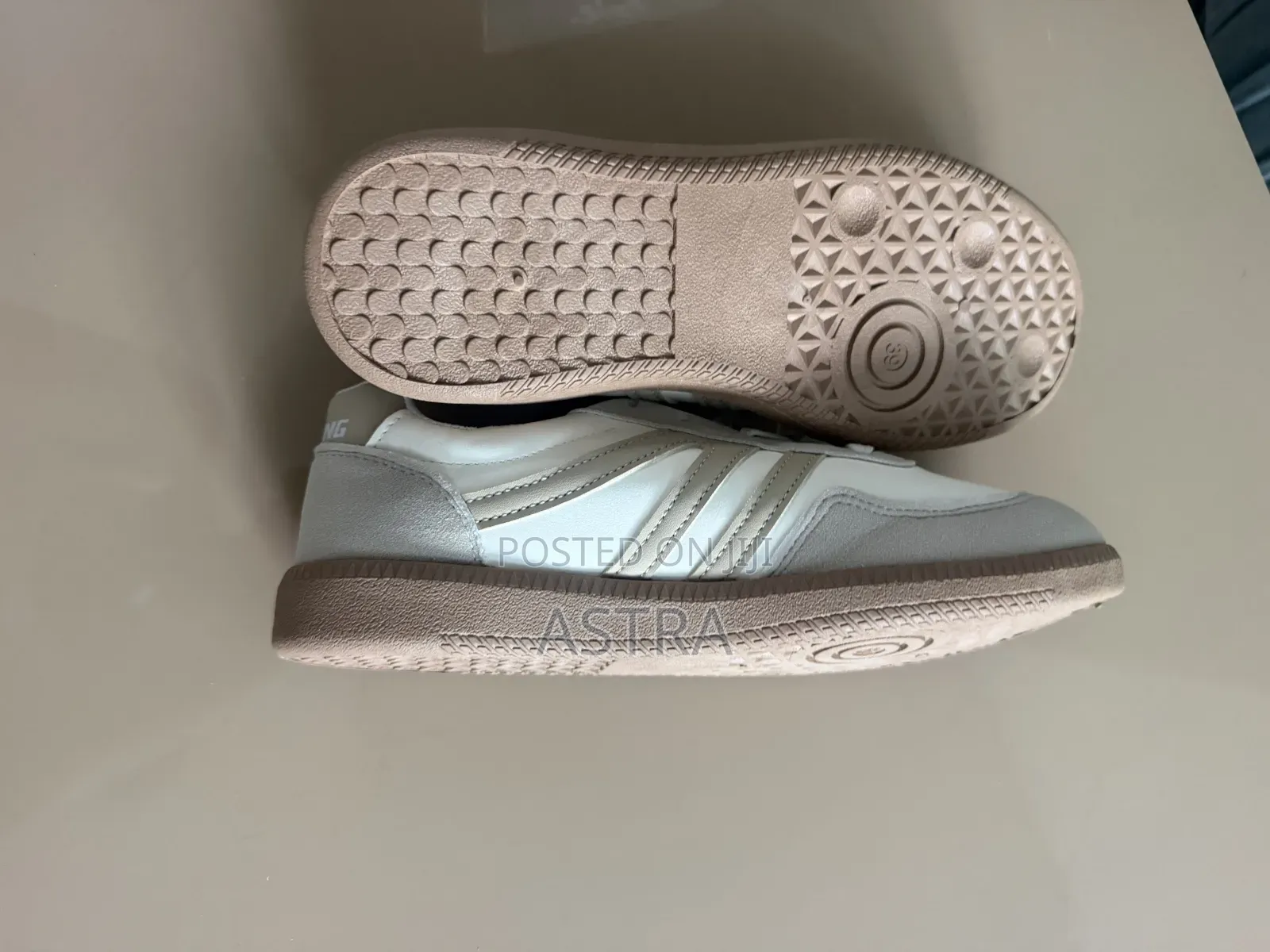 Original Sneakers