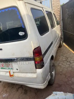 Suzuki Every 2016 White