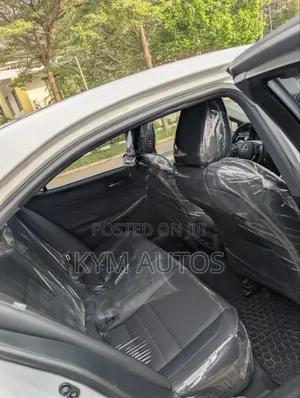 Lexus IS 2014 White