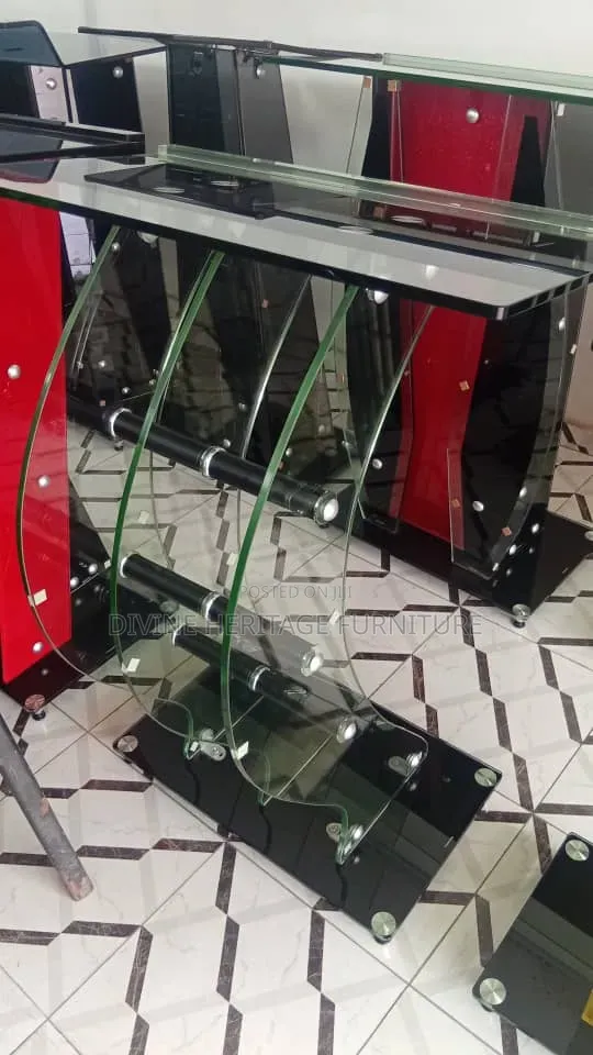 Magnificent Improved Glass Pulpit Purely Imported