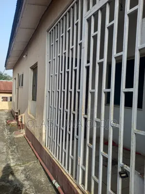 Mini Flat in Obafemi-Owode for rent