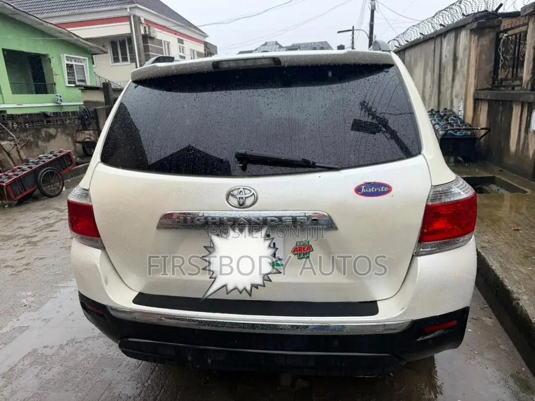 Toyota Highlander 2012 White
