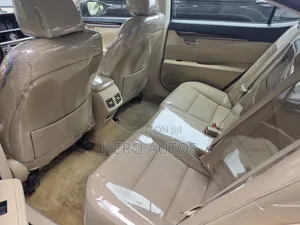 Lexus ES 350 FWD 2013 Brown